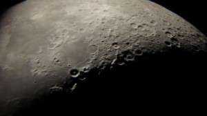 Mjesec kroz teleskop Perzeida (foto: Martin Vujić)