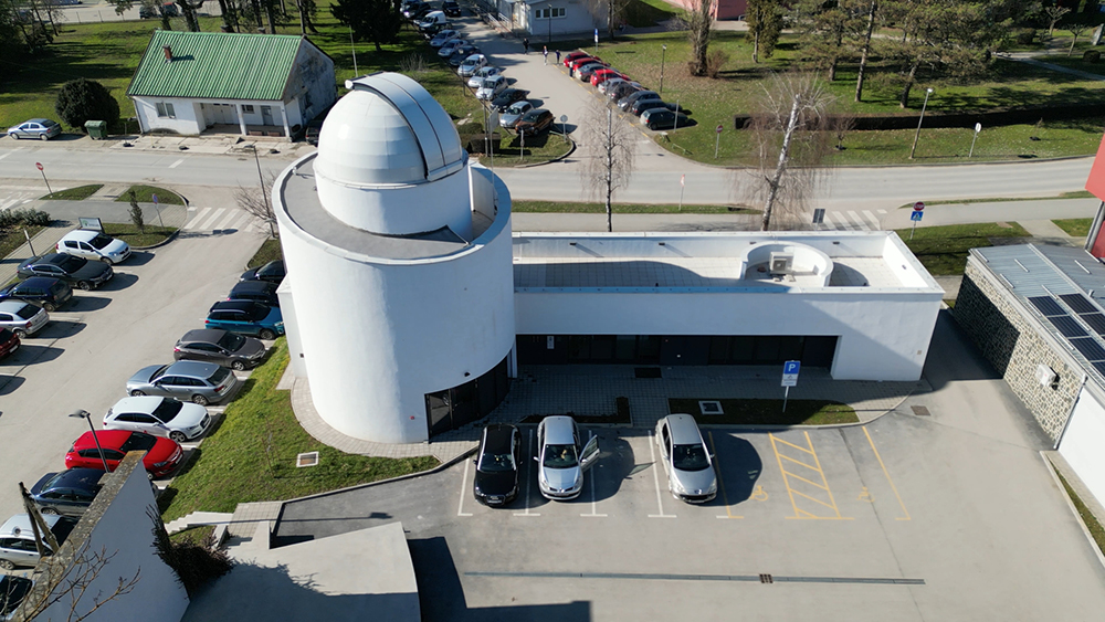 Kozmološki centar u Križevcima sa zvjezdarnicom (foto iz arhive AD Perzeidi)