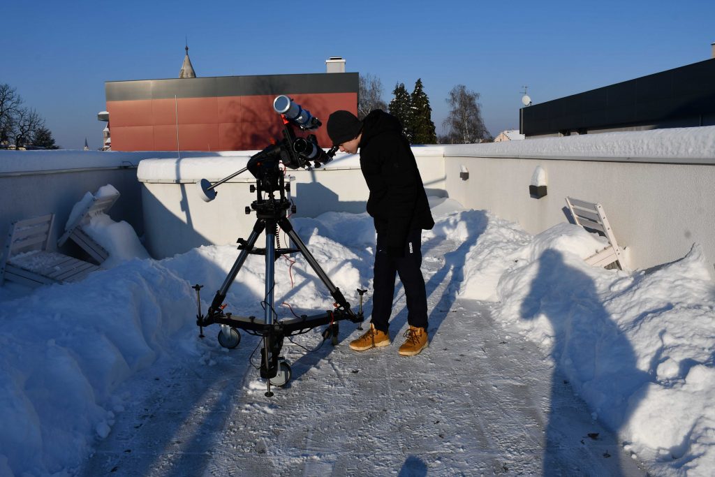 Uspjelo promatranje Sunca prošloga četvrtka. Ako je vedro, ništa nam drugo ne može smetati (foto R. Matić)